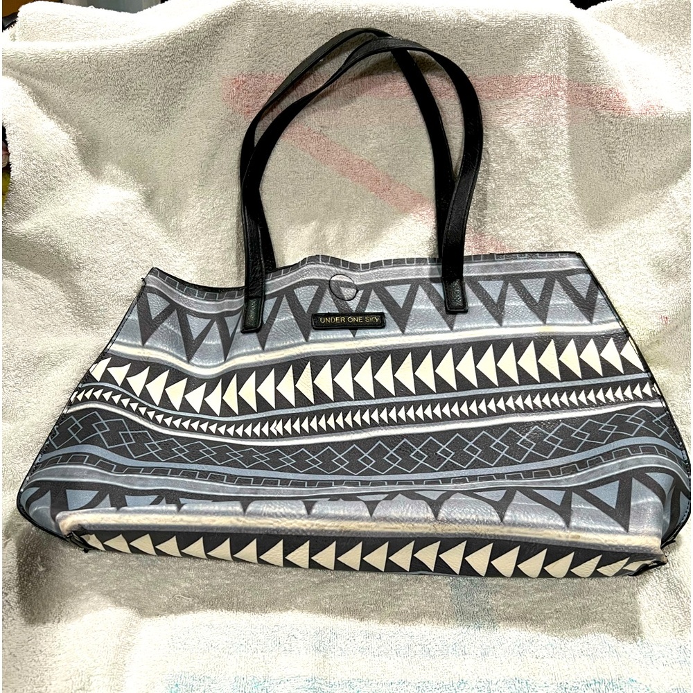 Tote bag Under One Sky. Reversible.
